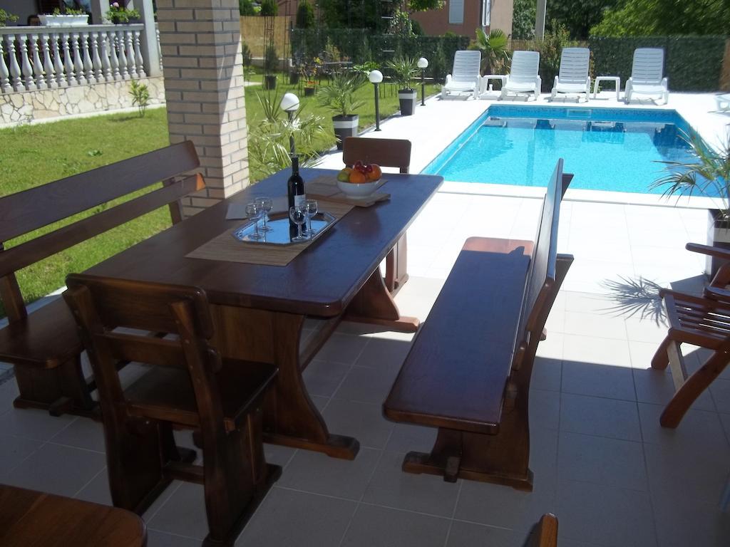 Apartments Ljubas أوباتيا الغرفة الصورة